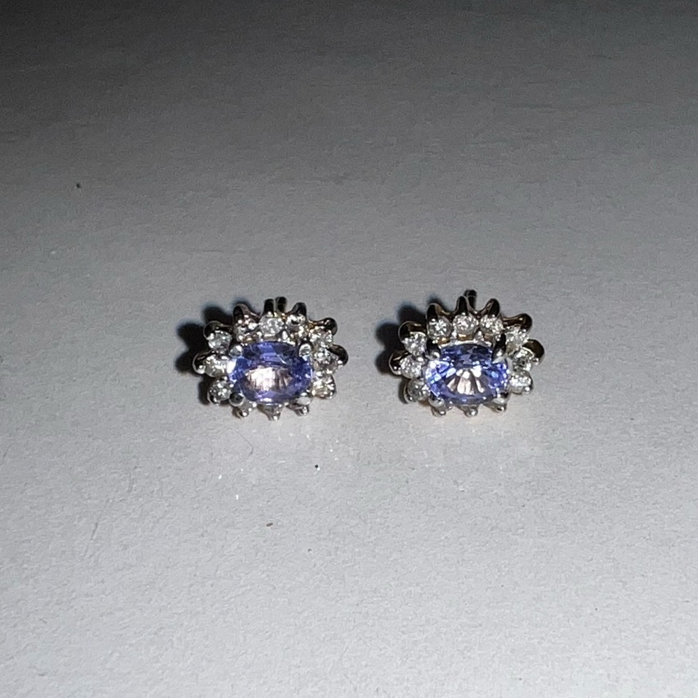 14k yellow gold Diamond earrings